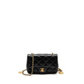 Chanel 22b Heart Chain Flap Bag Lambskin Black (microchip)