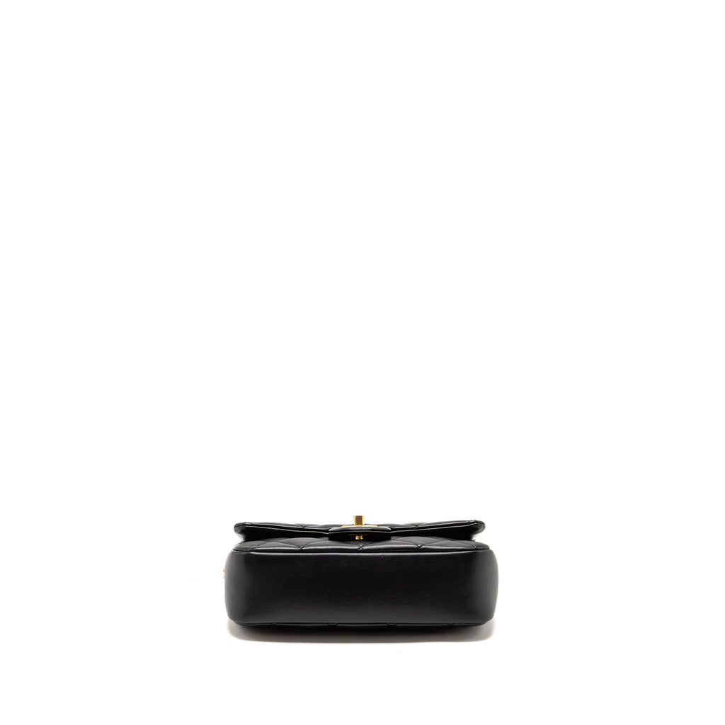 Chanel 22b Heart Chain Flap Bag Lambskin Black (microchip)