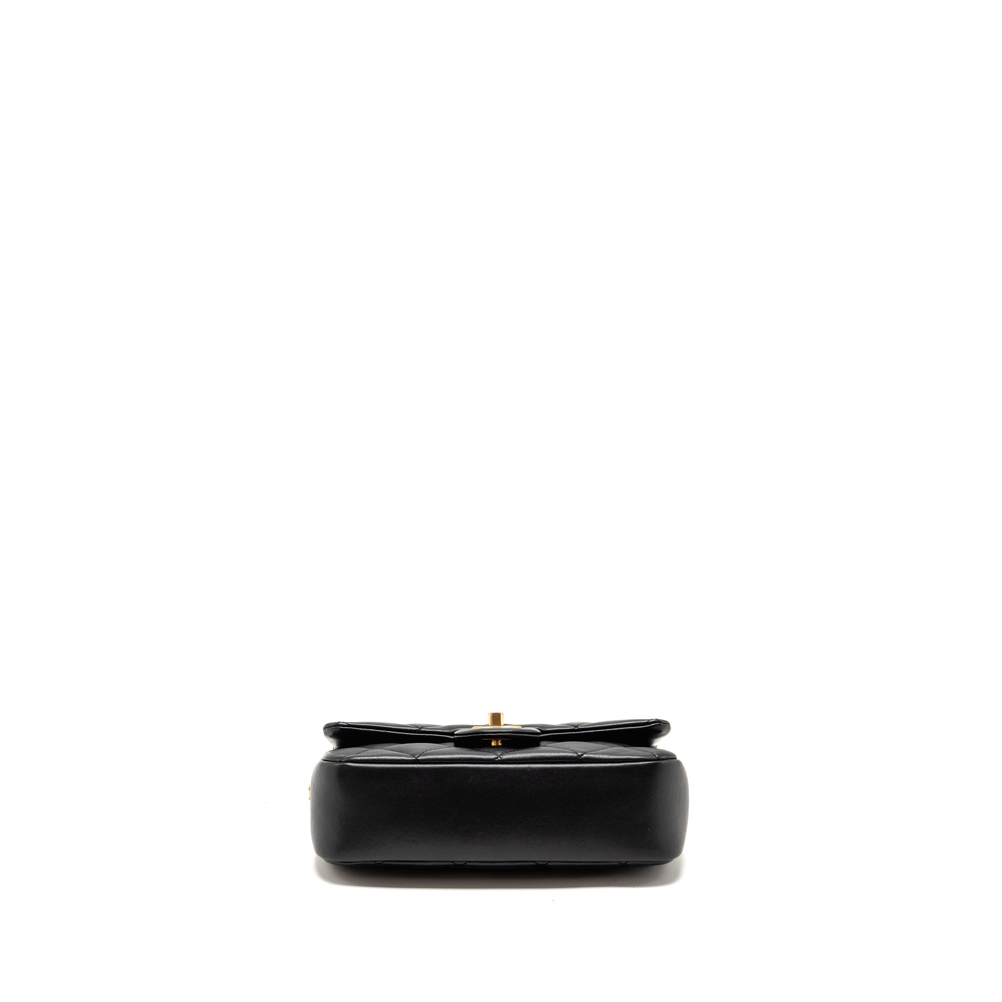 Chanel 22b Heart Chain Flap Bag Lambskin Black (microchip)