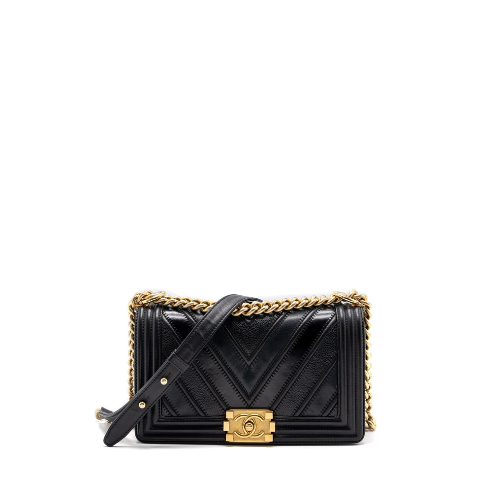 Chanel Medium Boy Bag Chevron Calfskin Black