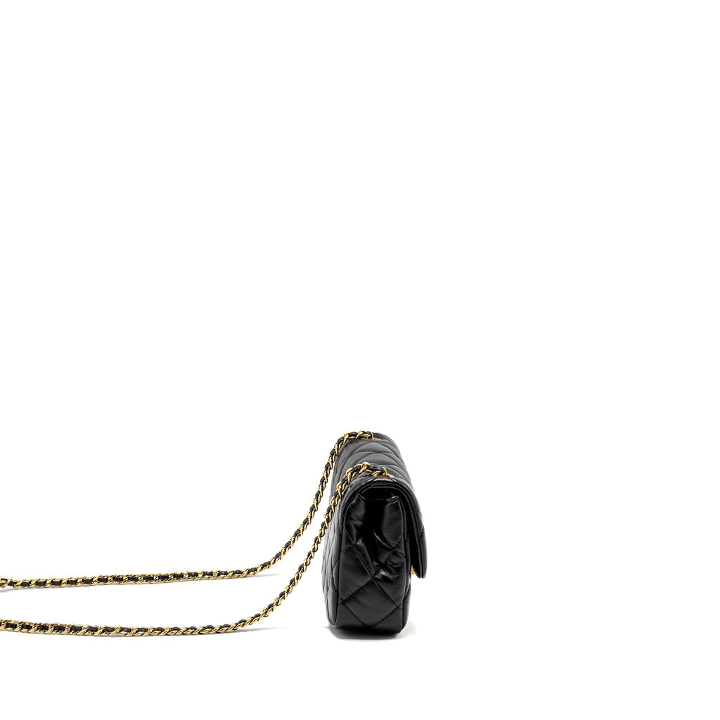 Chanel 22B Mini FlapBag Lambskin Black  (Microchip)