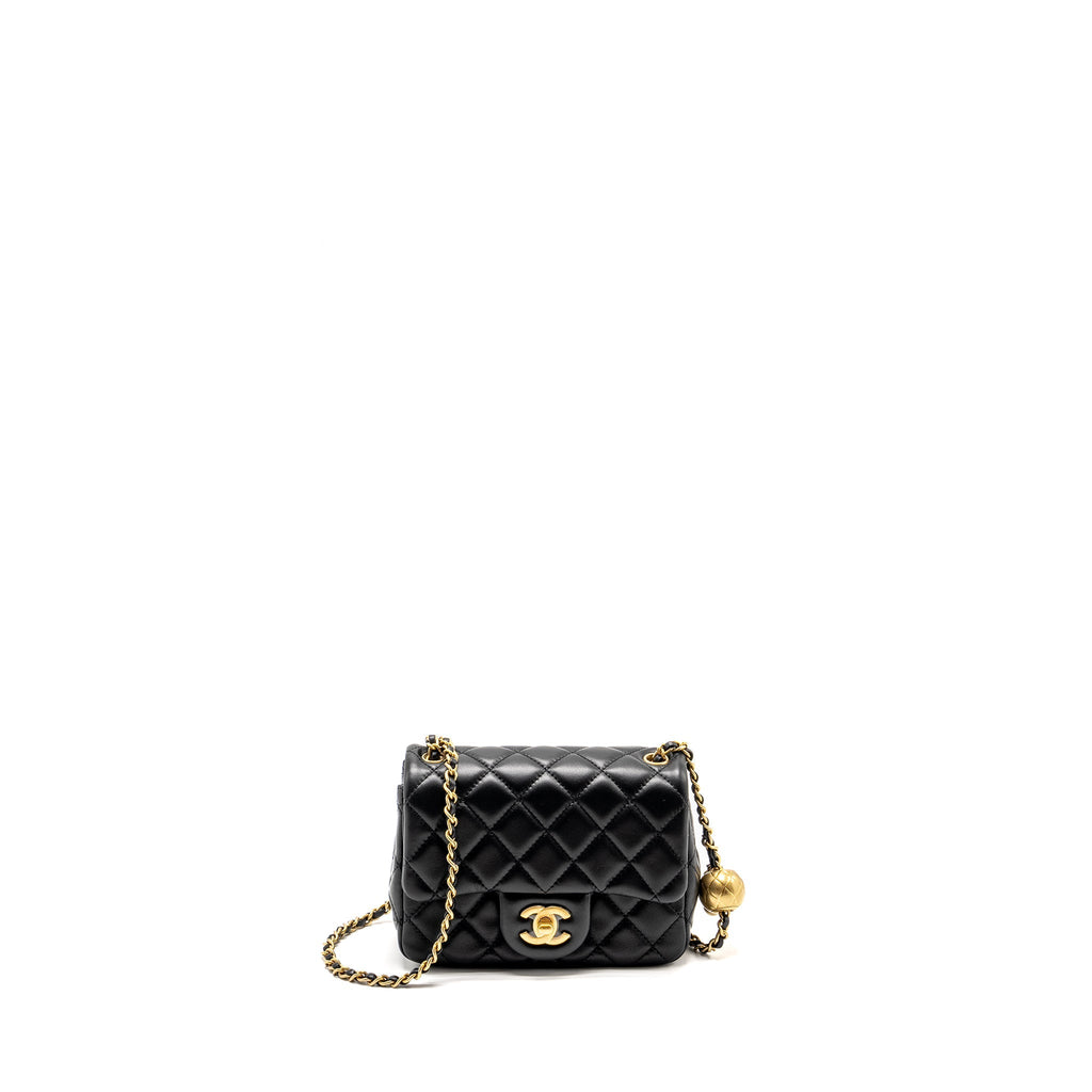 Chanel Pearl Crush Mini Square  Flap Bag Lambskin Black  (microchip)