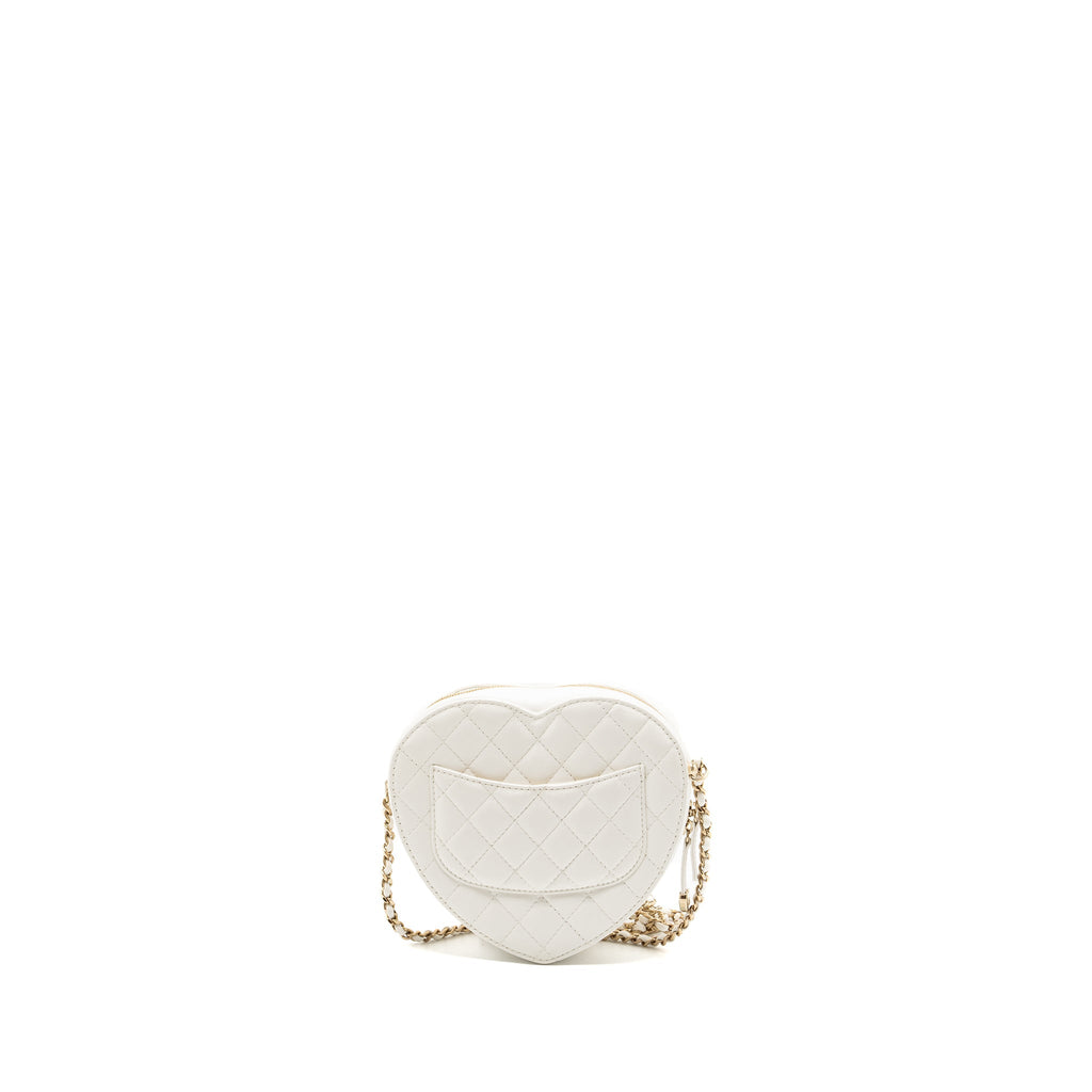 Chanel 22S heart bag lambskin white L (microchip)