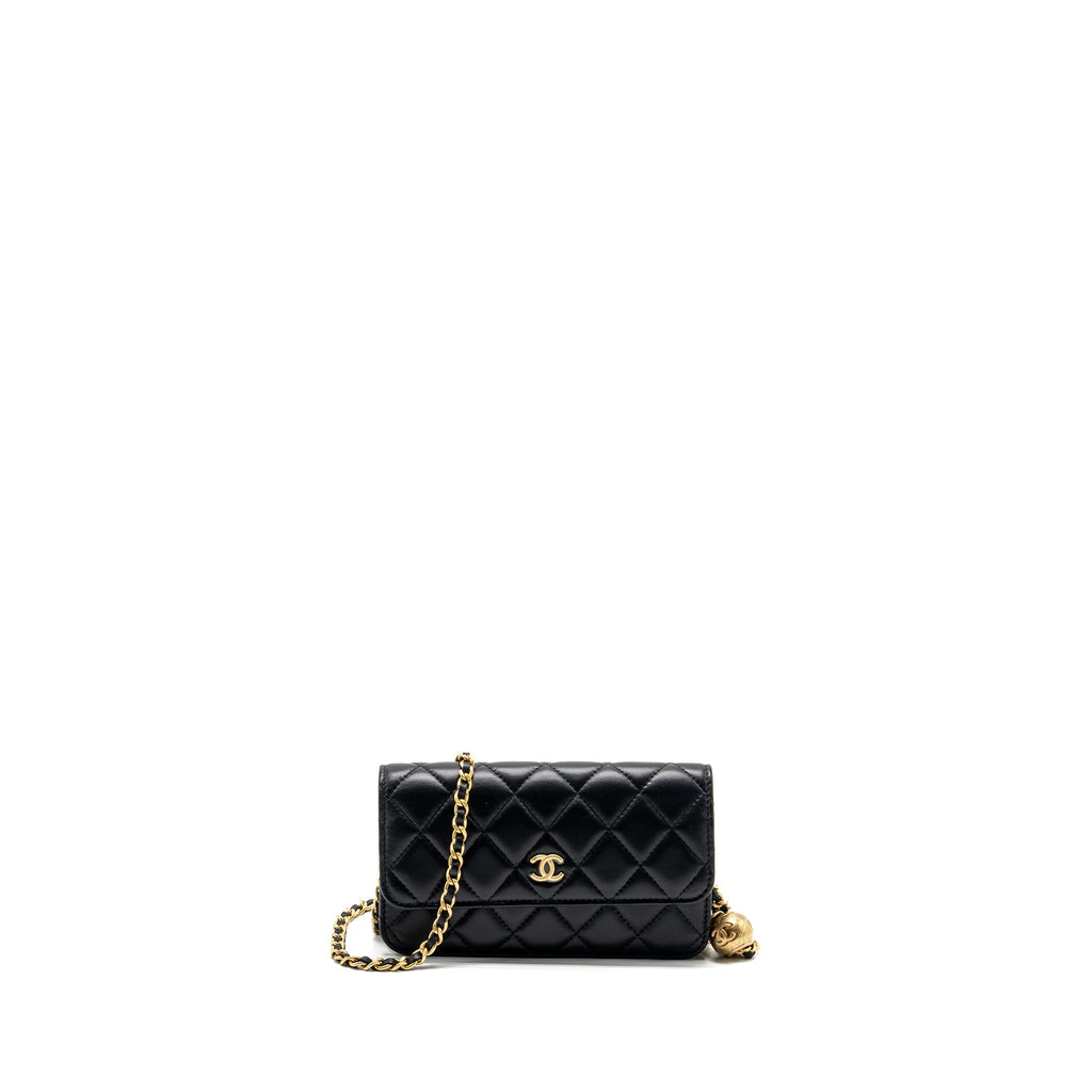 Chanel Pearl Crush mini flap wallet with chain lambskin black  (microchip)