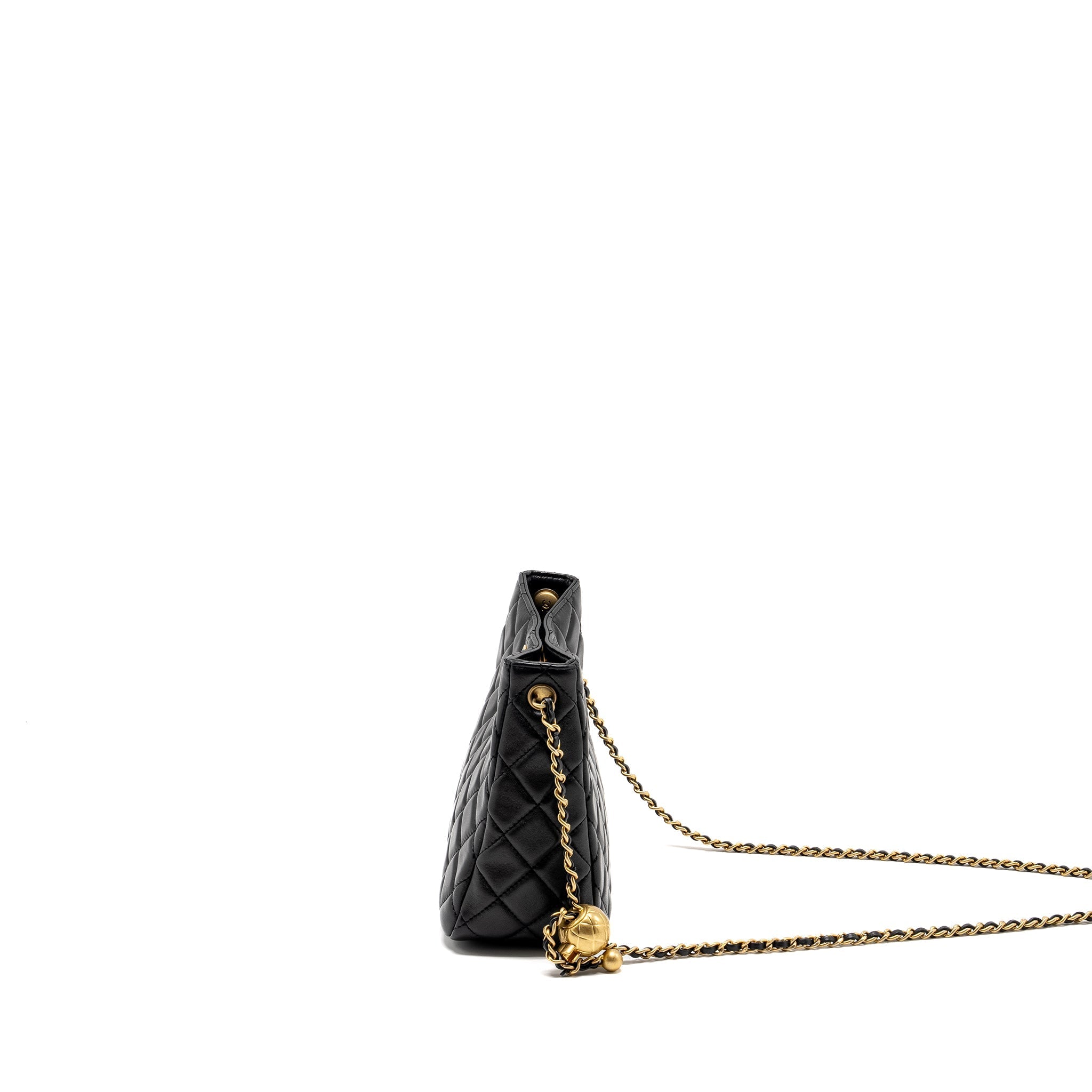 Chanel 22B Pearl Crush Hobo Bag Lambskin BLACK  (Microchip)