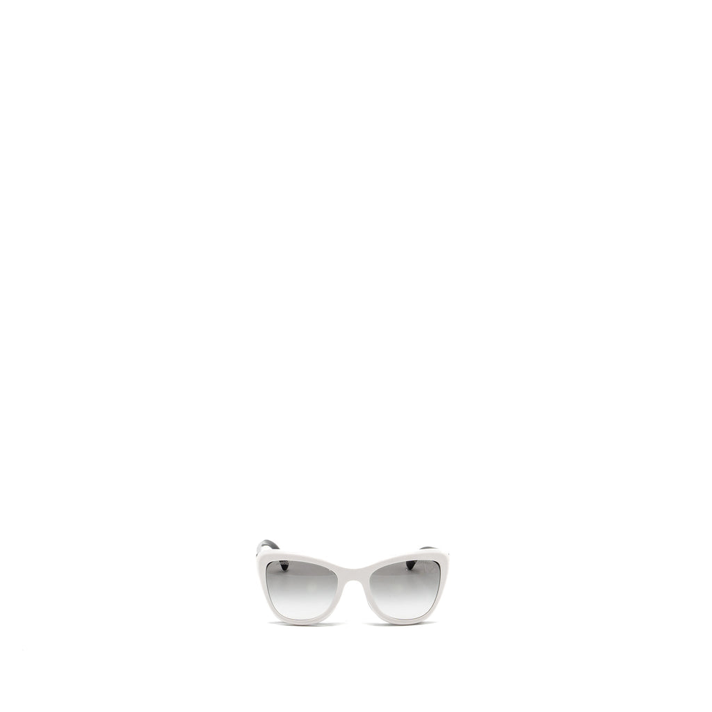 Chanel Magnetic Clip On Sunglasses Black/White