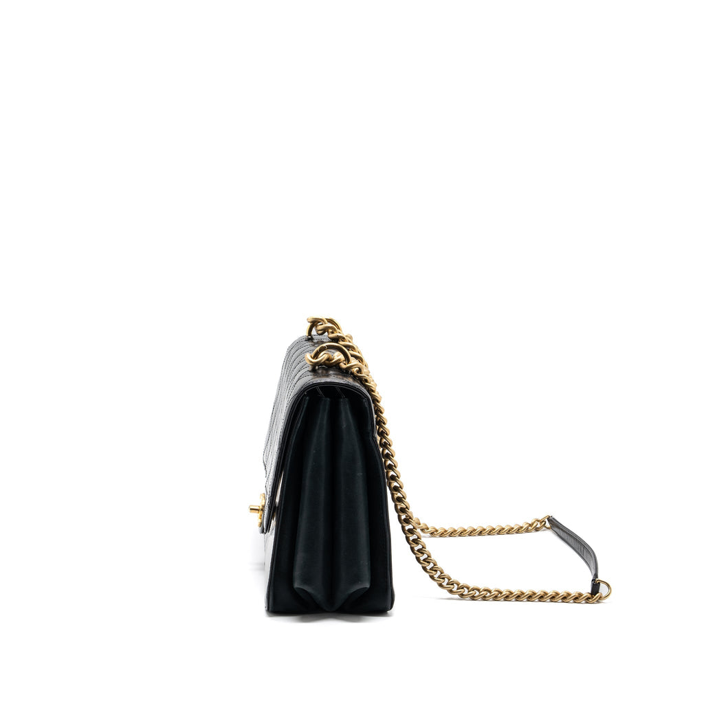 Chanel Flap Bag with chains handle calfskin black