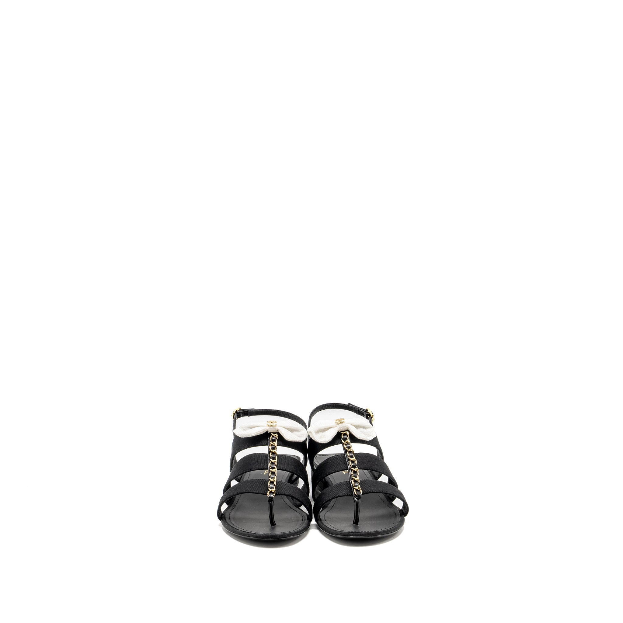 Chanel Size 39 21K Grosgrain Chain CC Logo With White Bow Sandals Black L