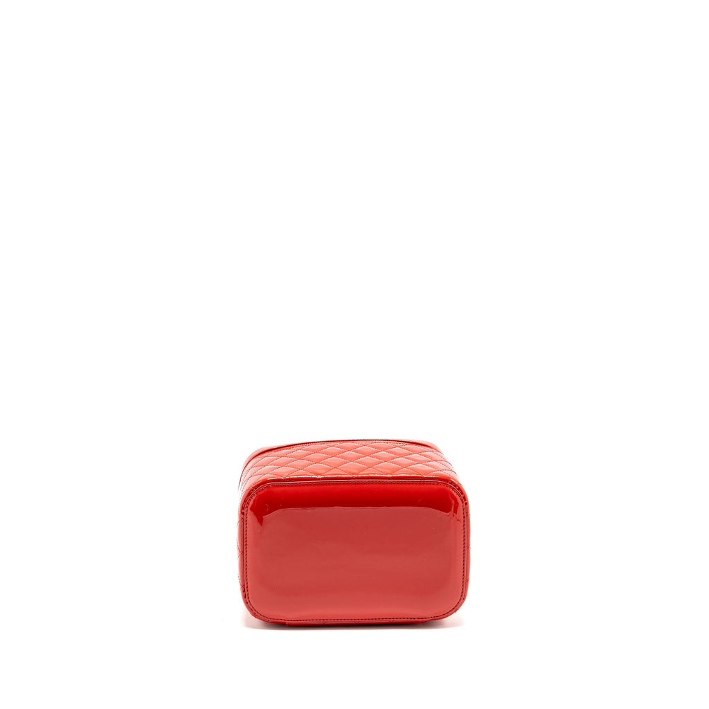 Chanel Large Vanity Pouch Patent Red