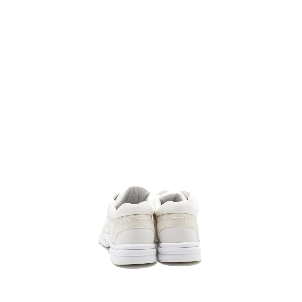 Chanel size38.5 CC logo trainer white