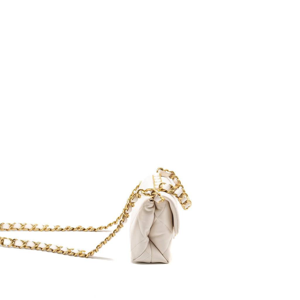 Chanel 22B Chain Cushion Flap Bag Lambskin White  (Microchip)