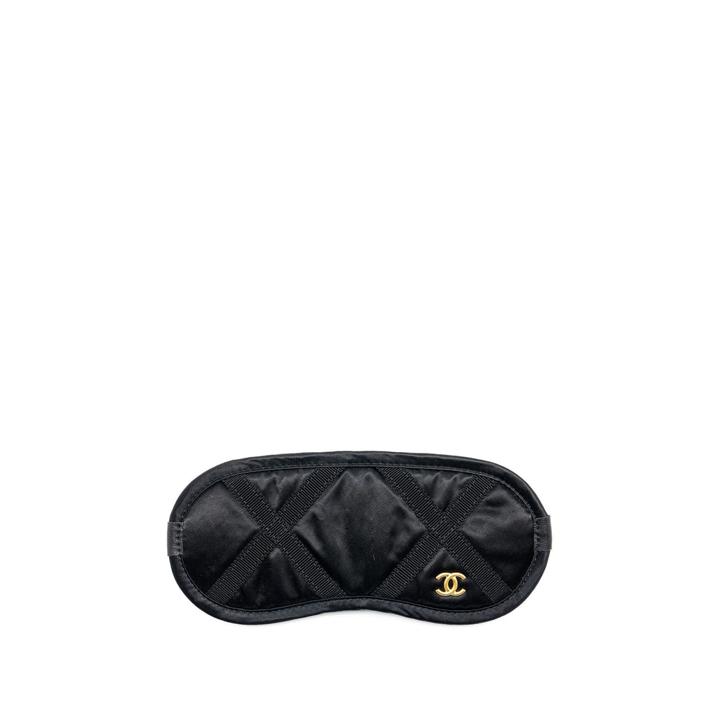 Chanel 22p Travel Pouch With Sleep Mask Nylon Black