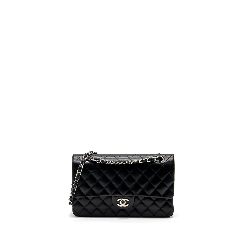 Chanel medium classic double flap bag lambskin black