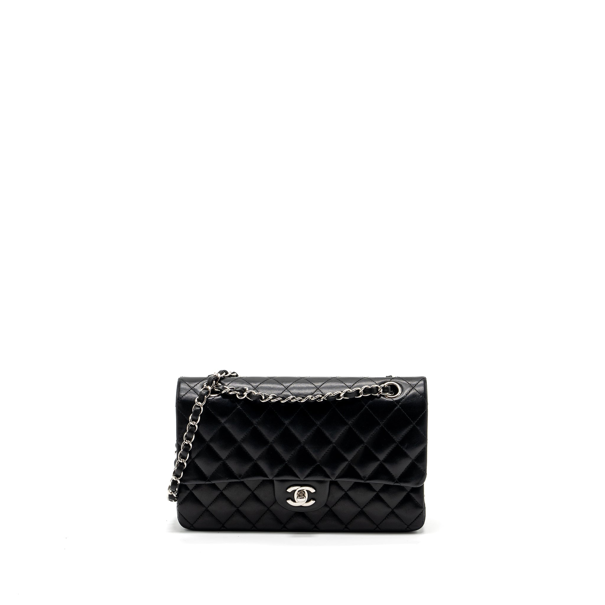 Chanel medium classic double flap bag lambskin black