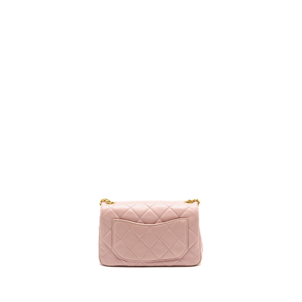 Chanel 22b Flap Bag with Gem Chain Lambskin Dust Pink  (microchip)