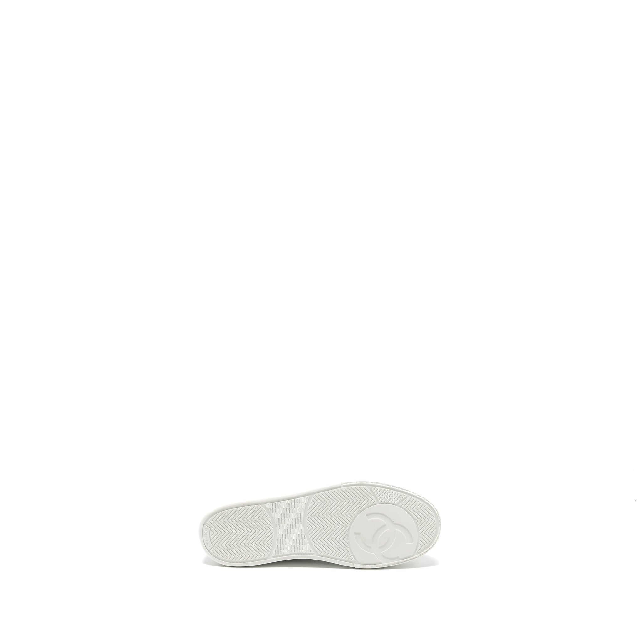 Chanel Size 37.5 Sneaker Leather White L