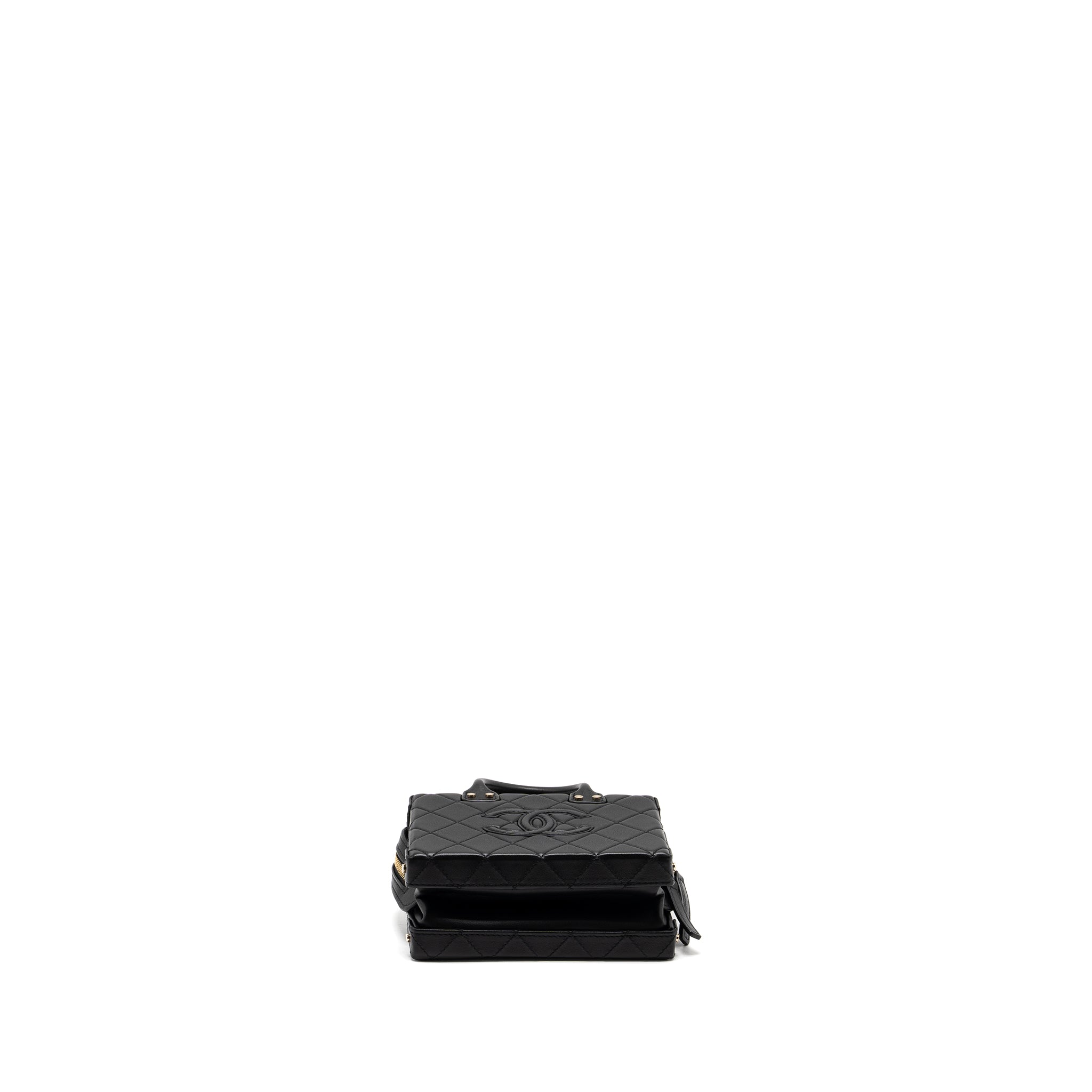 Chanel 22B Small Vanity Case Calfskin Black  (Microchip)