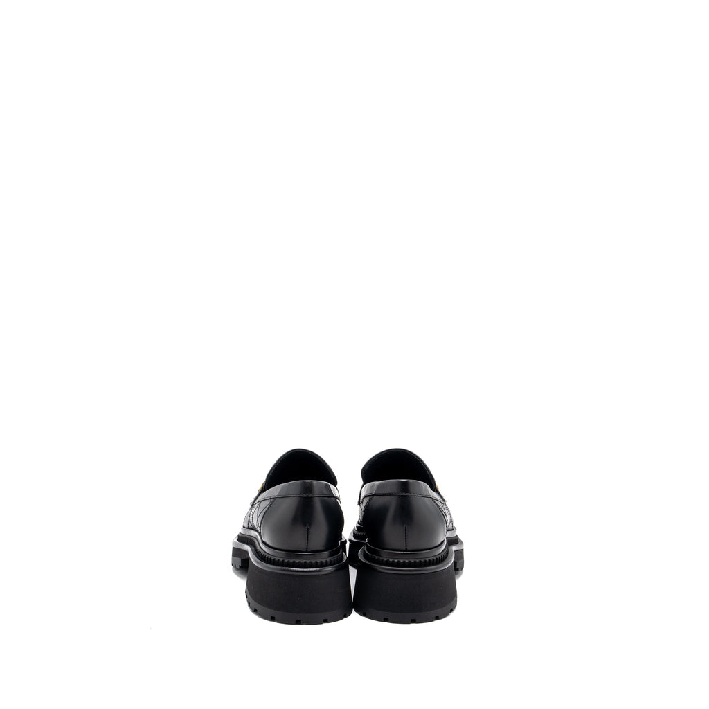 Chanel size 36.5 CC logo loafer black