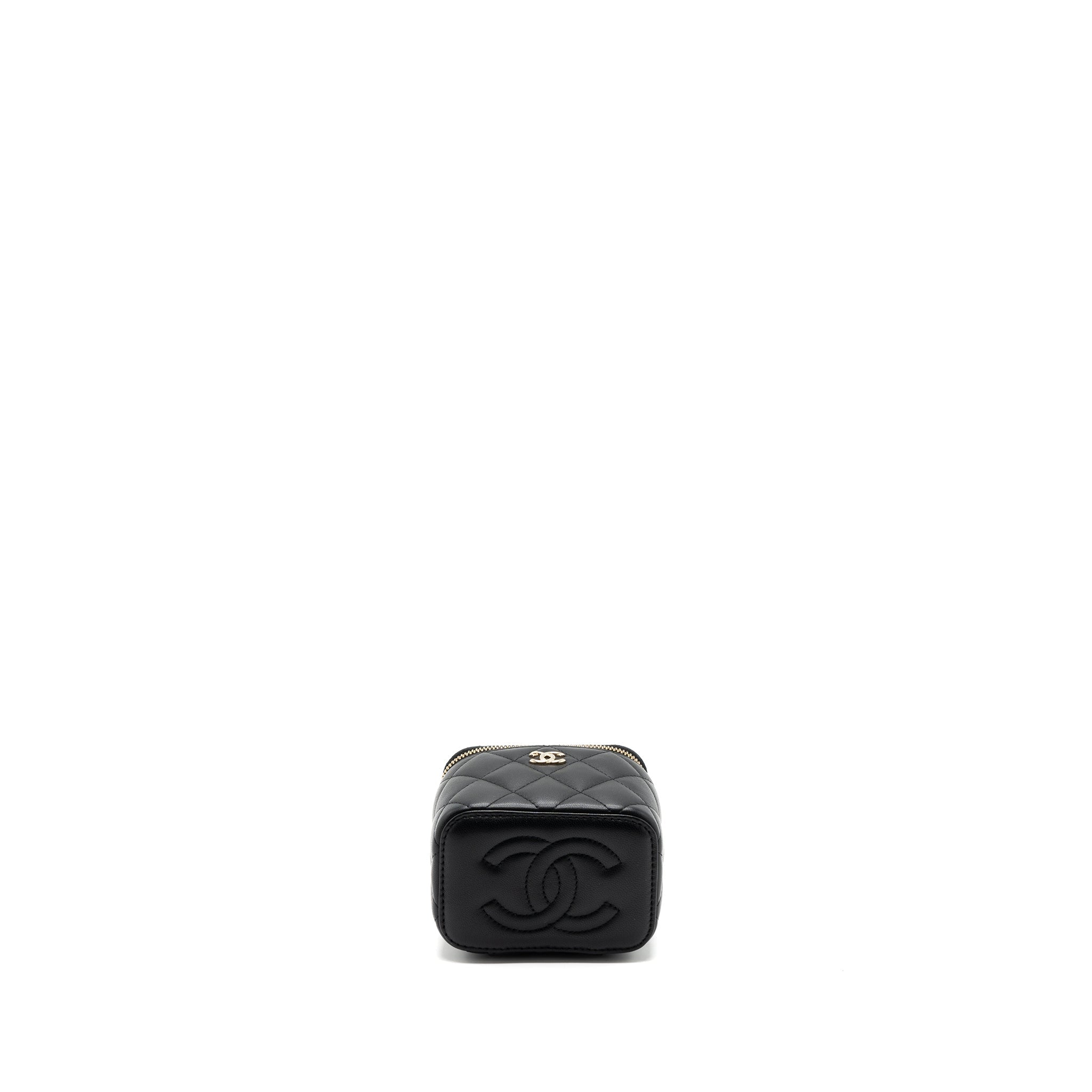 Chanel Pearl Crush Mini Vanity Case Lambskin Black L(microchip)