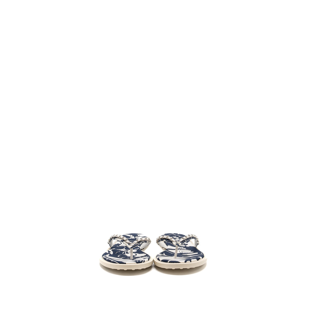 Chanel Size 40 Mules Cotton/Lambskin Navy Blue/Ecru