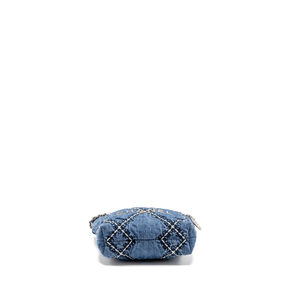 Chanel Mini 22 Denim Light Blue  (microchip)