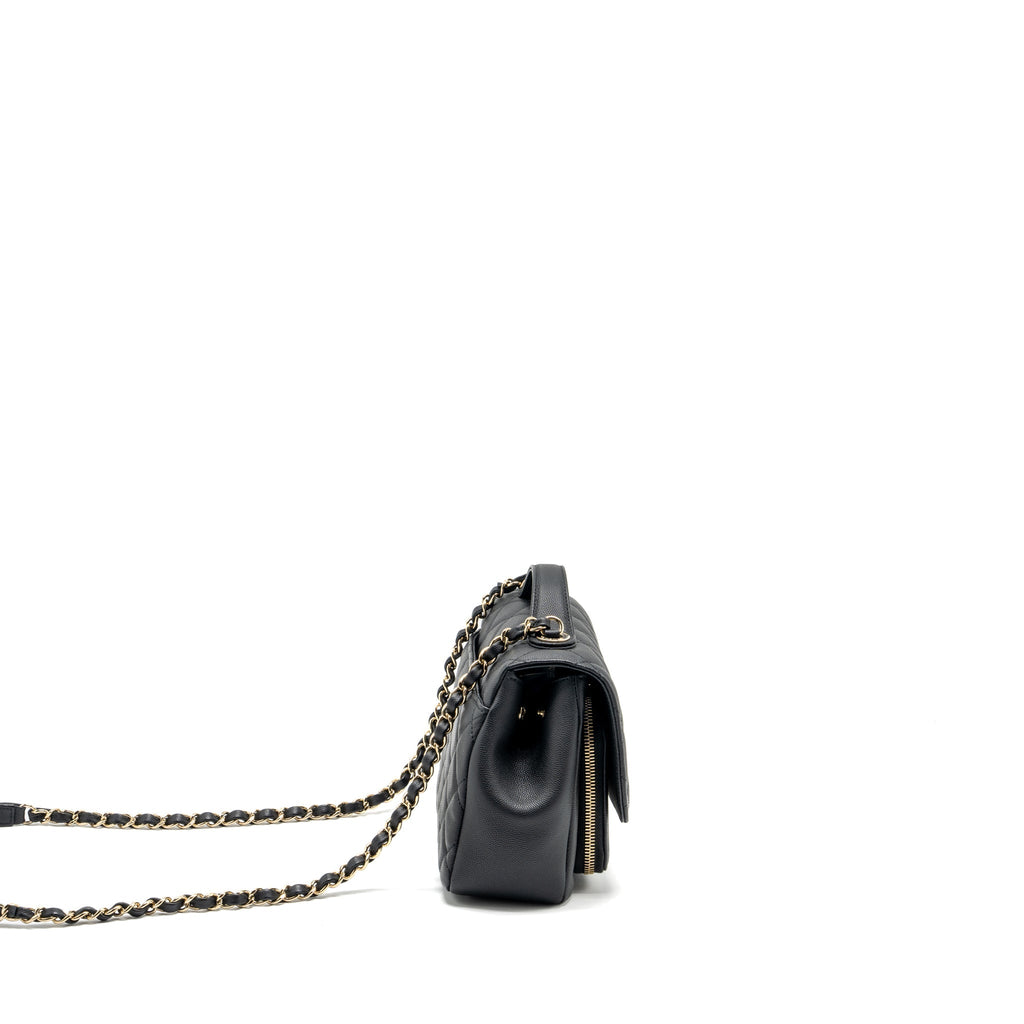 Chanel Medium Business Affinity Caviar black L
