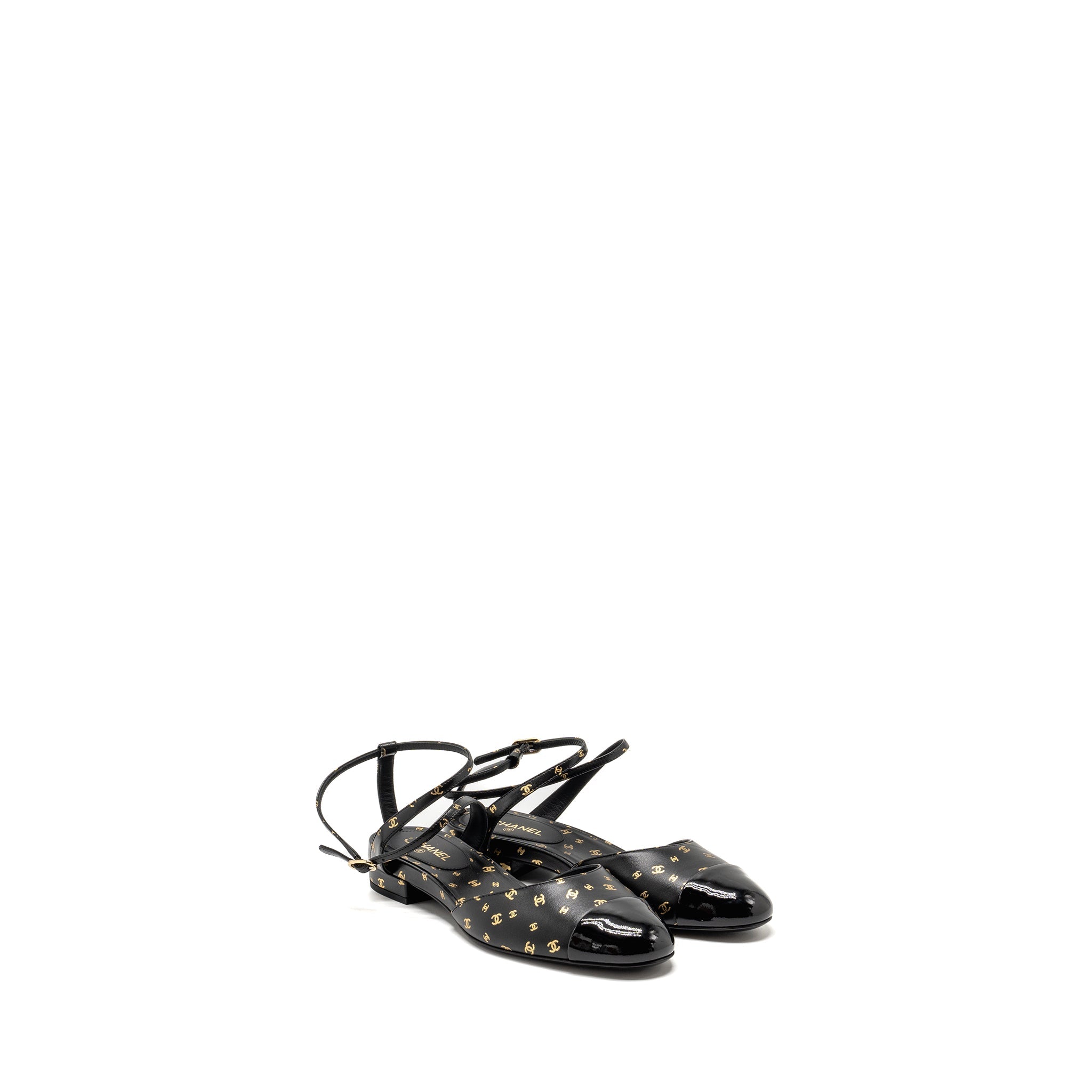 Chanel Size 37 CC Logo Print Slingbacks Lambskin/Patent Calfskin Black/Gold