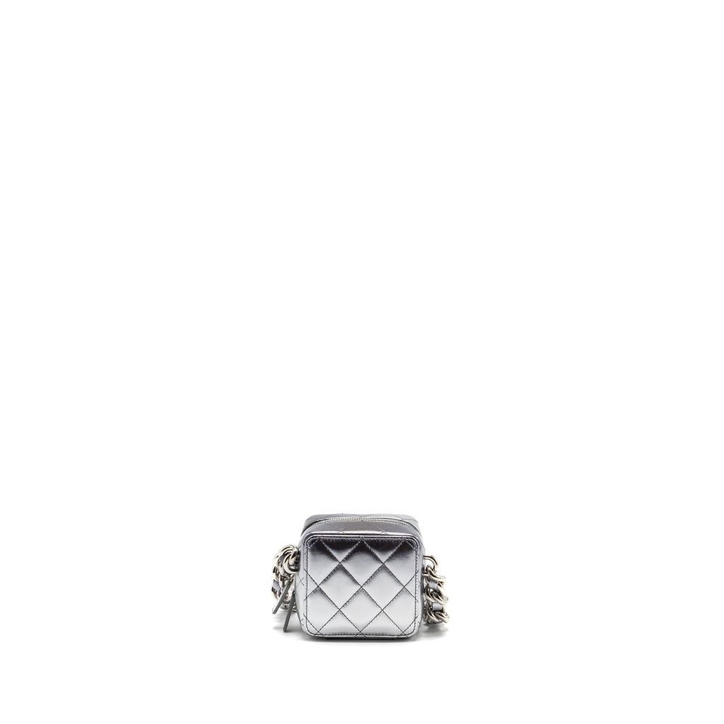 Chanel 22c coco punk purse with giant chain lambskin metallic silver/black