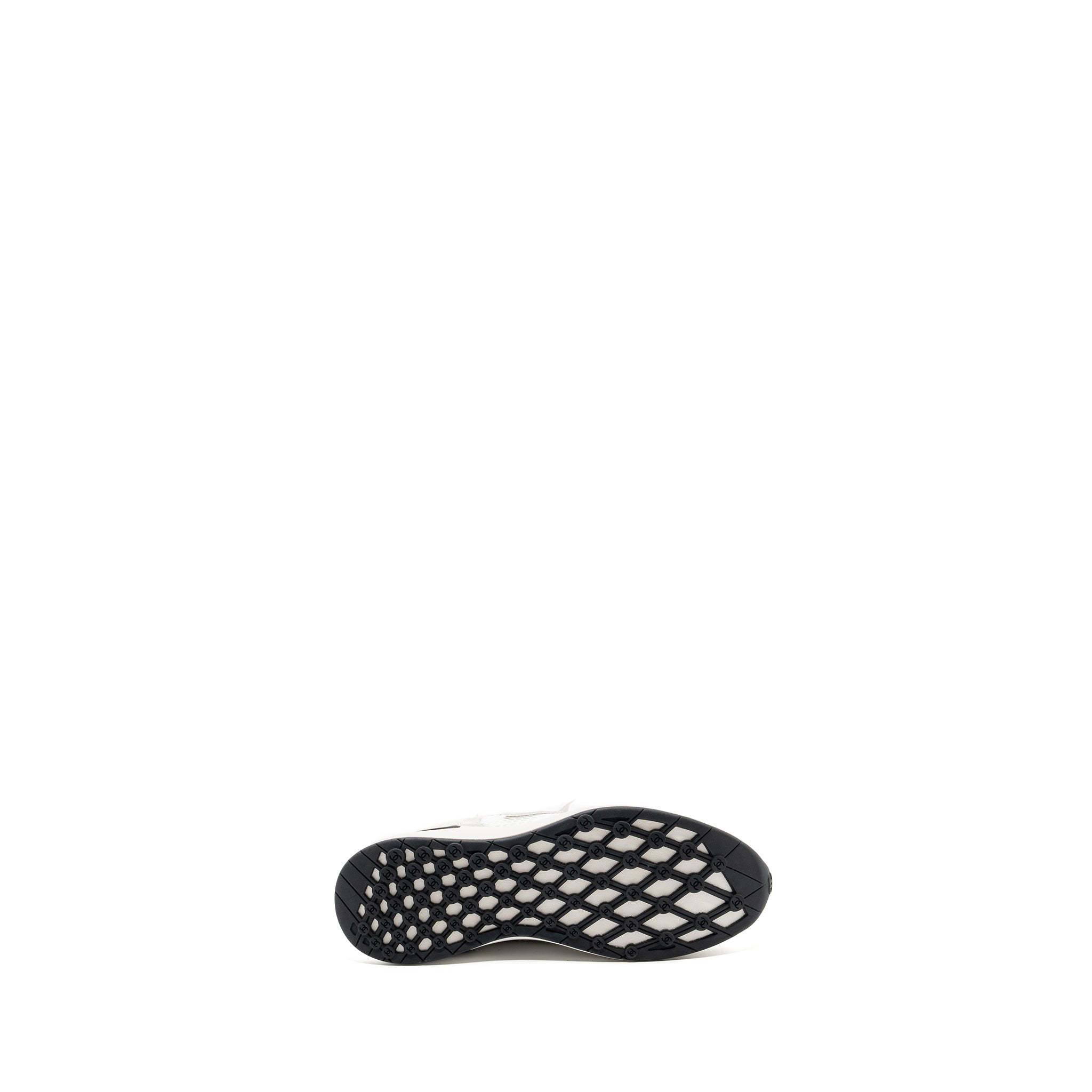 Chanel size 39 CC logo sneakers white