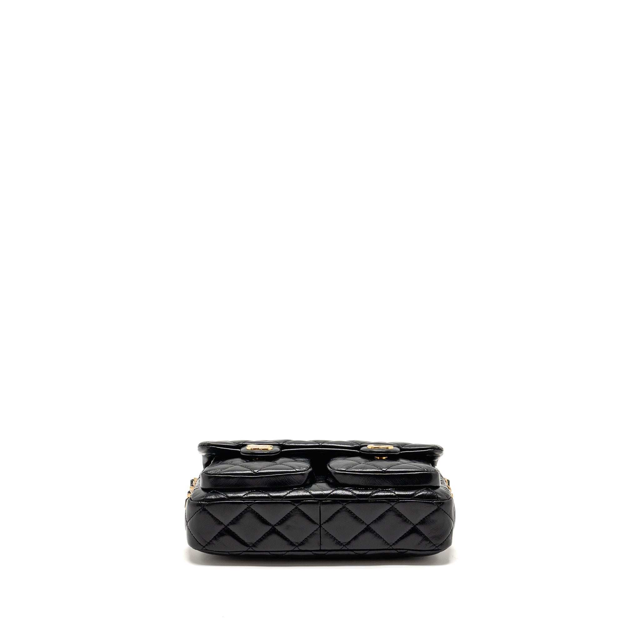 Chanel Double pocket top handle messanger bag shiny calfskin black  (microchip )