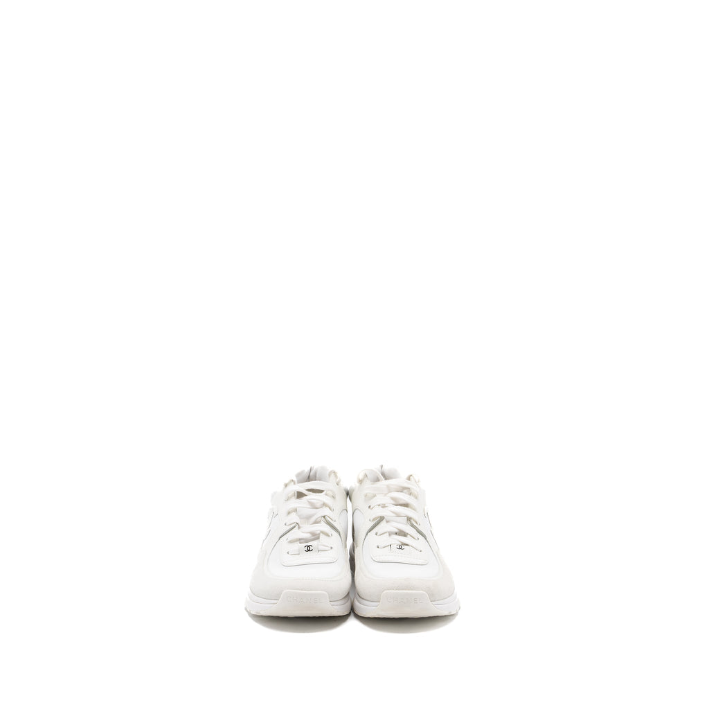 chanel size 39 CC sneakers white
