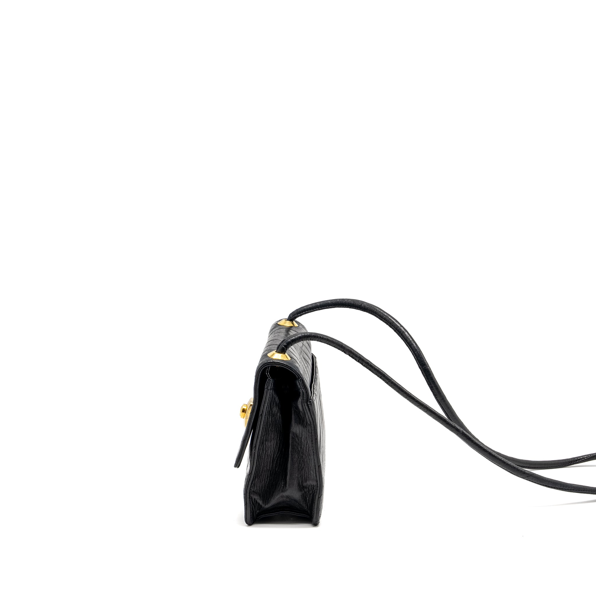 Chanel Vintage chevron flap bag lambskin black
