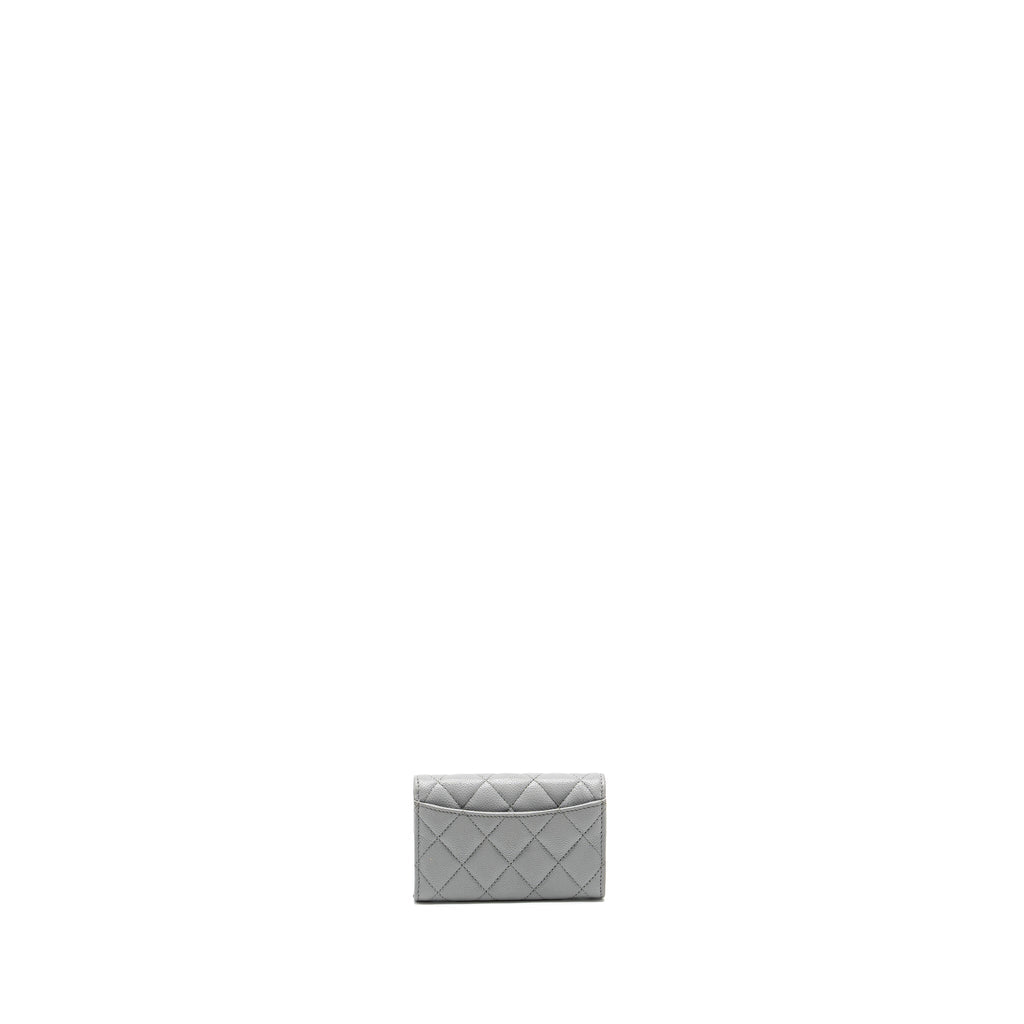 Chanel Classic Flap Card Holder Caviar Light Grey L (Microchip)