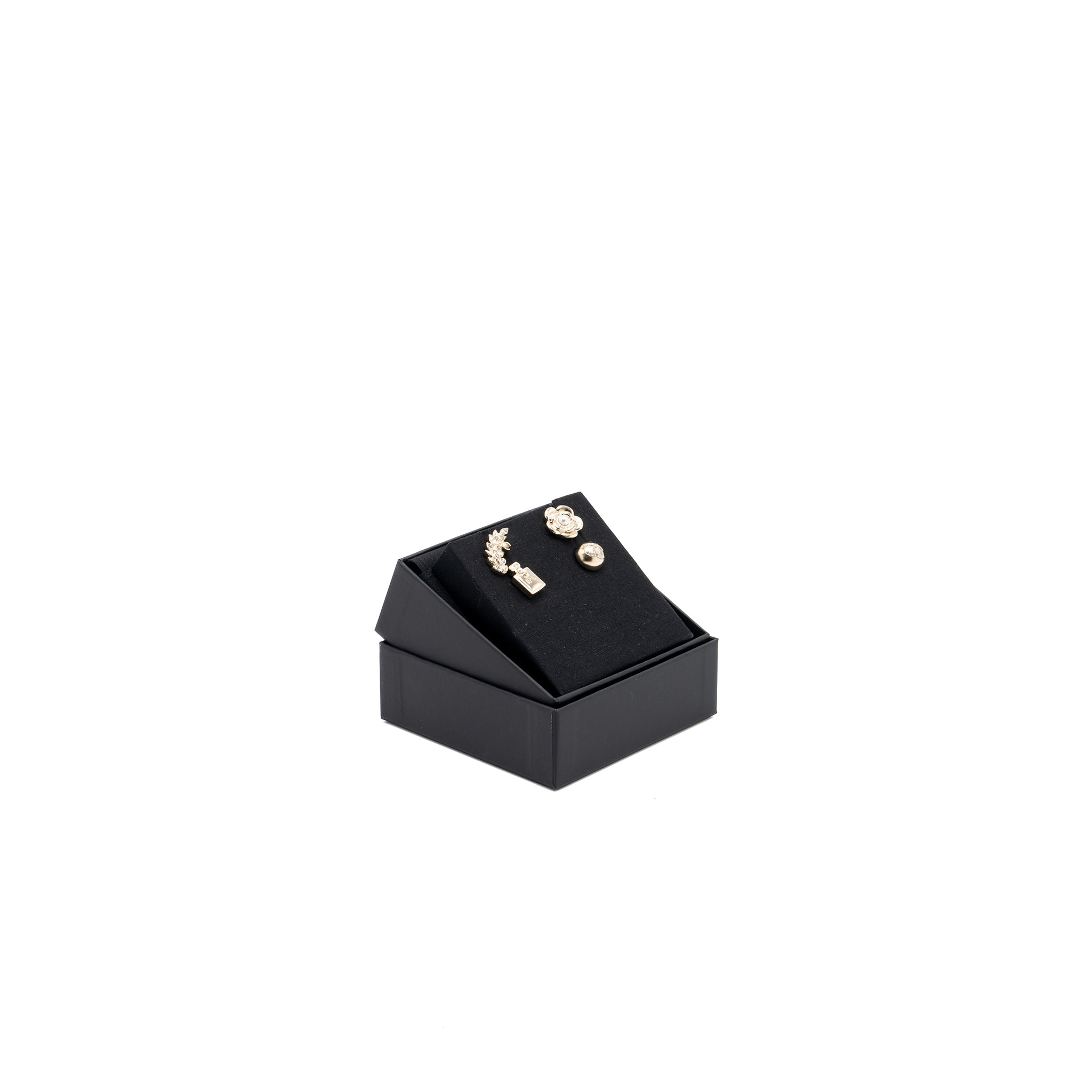 Chanel 4 Pins Brooch Crystal/ Pearl L