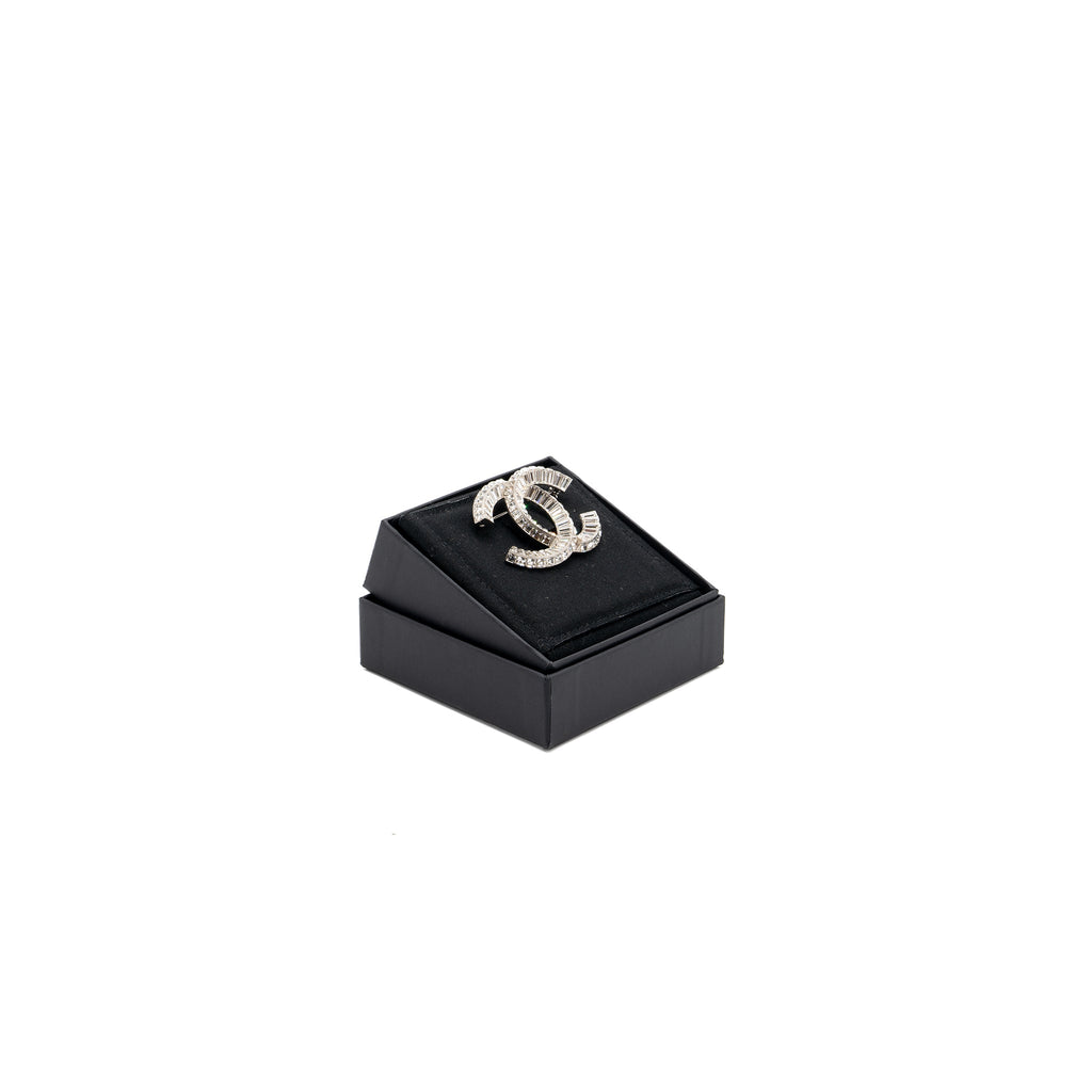 Chanel CC Crystal Brooch Silver Tone