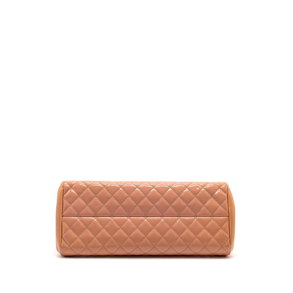 Chanel Shoulder Bag Patent Leather Pink