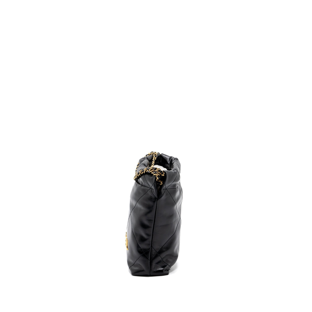 Chanel mini 22 bag shiny calfskin black  (microchip)