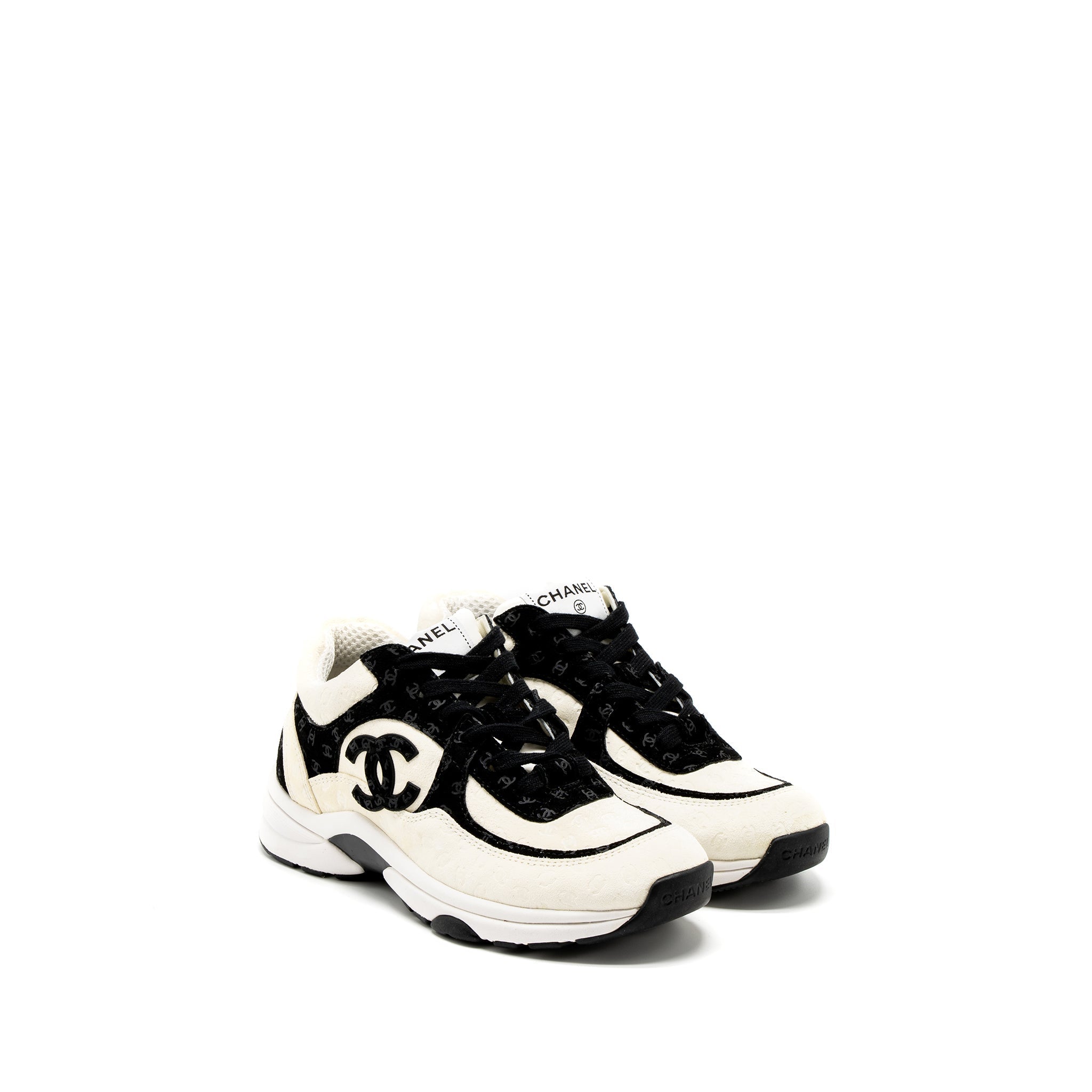 Chanel Size 35.5 22A Trainers Printed Suede/Calfskin Black/White