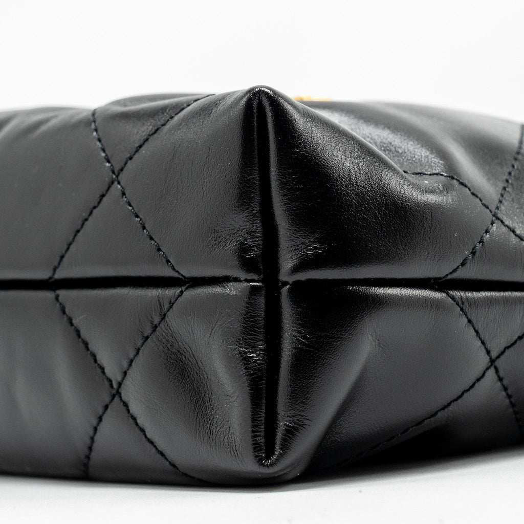 Chanel Mini 22 Bag Shiny Calfskin Black  (microchip)
