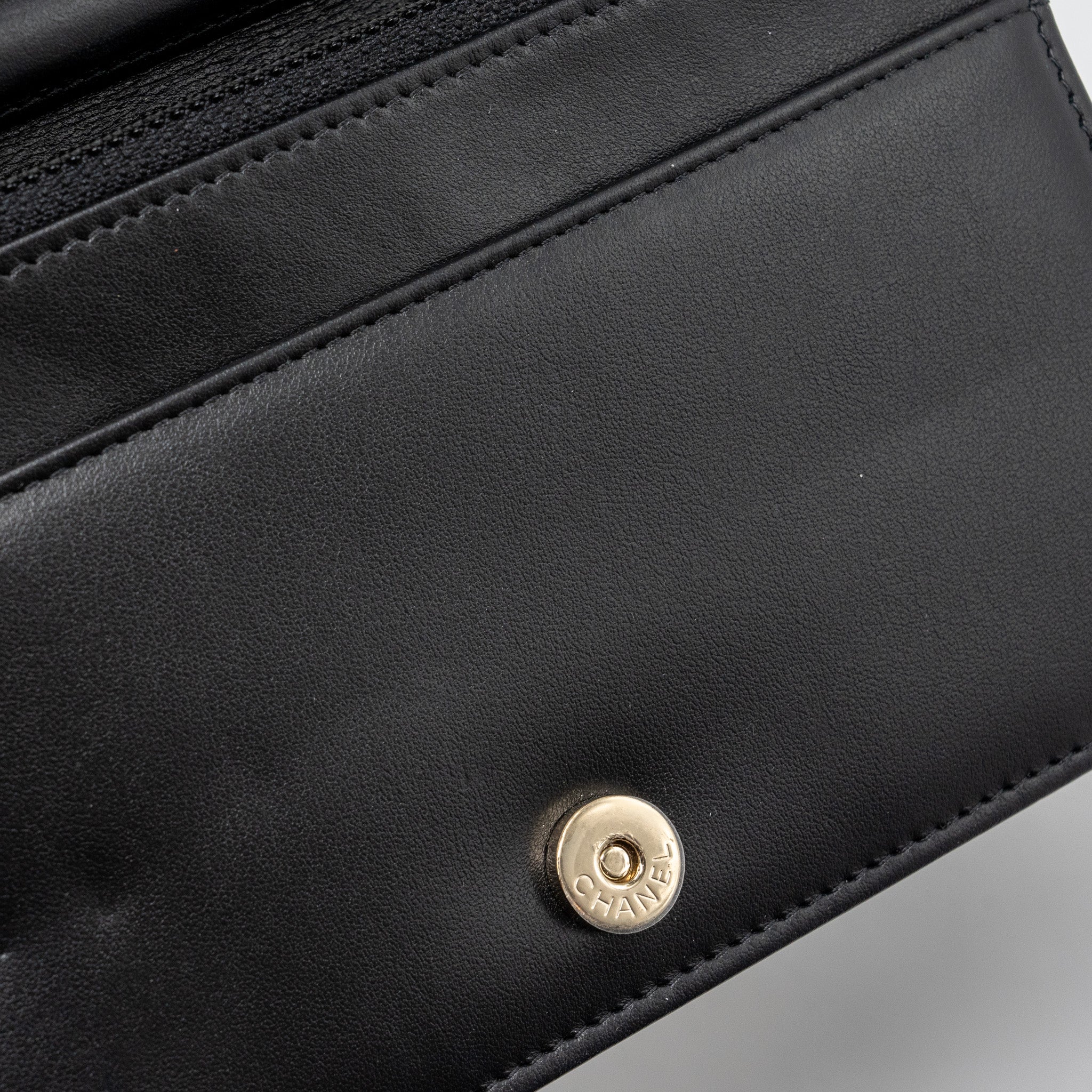Chanel Boy Wallet On Chain Caviar Black L (microchip)