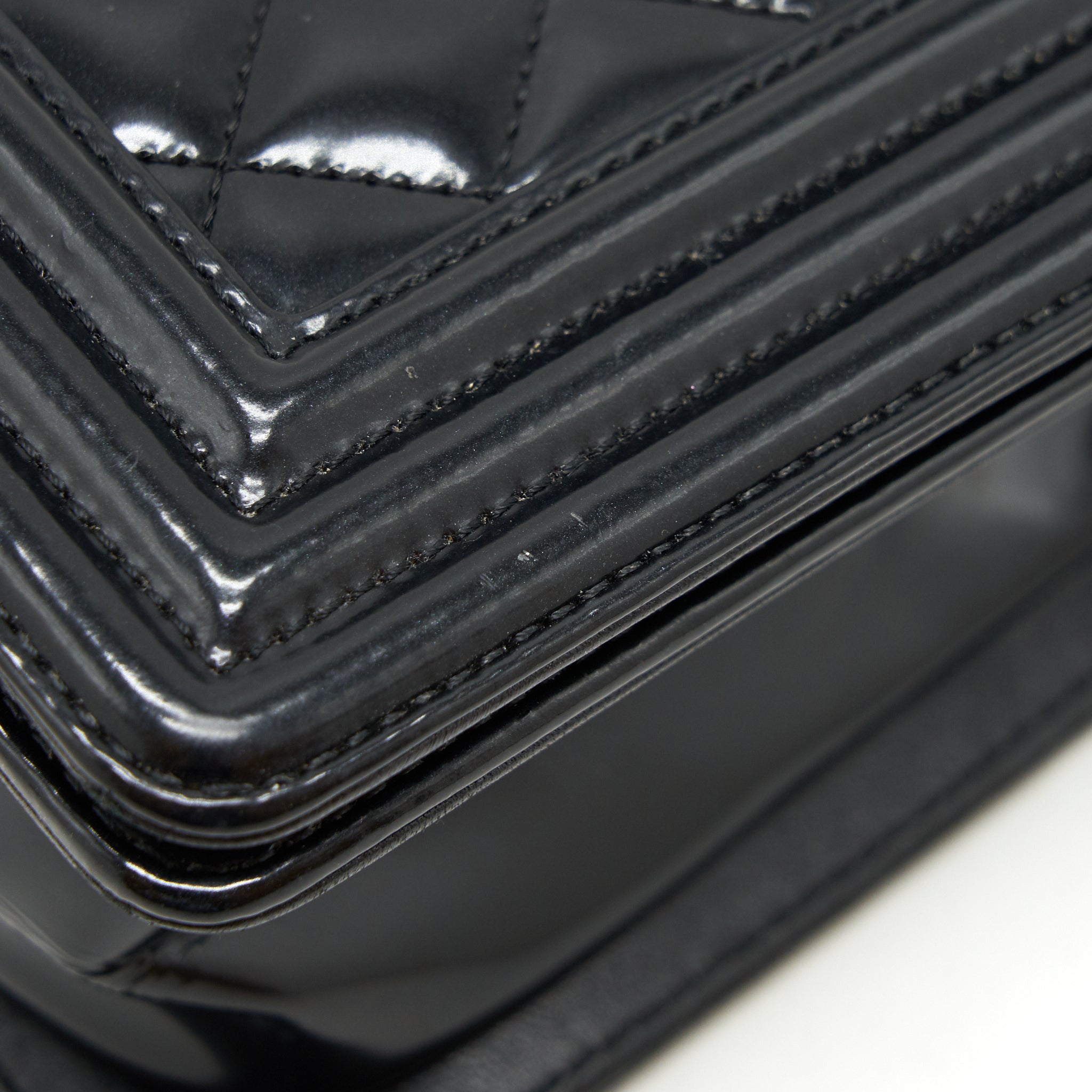 Chanel Medium Le Boy Patent Leather Black L