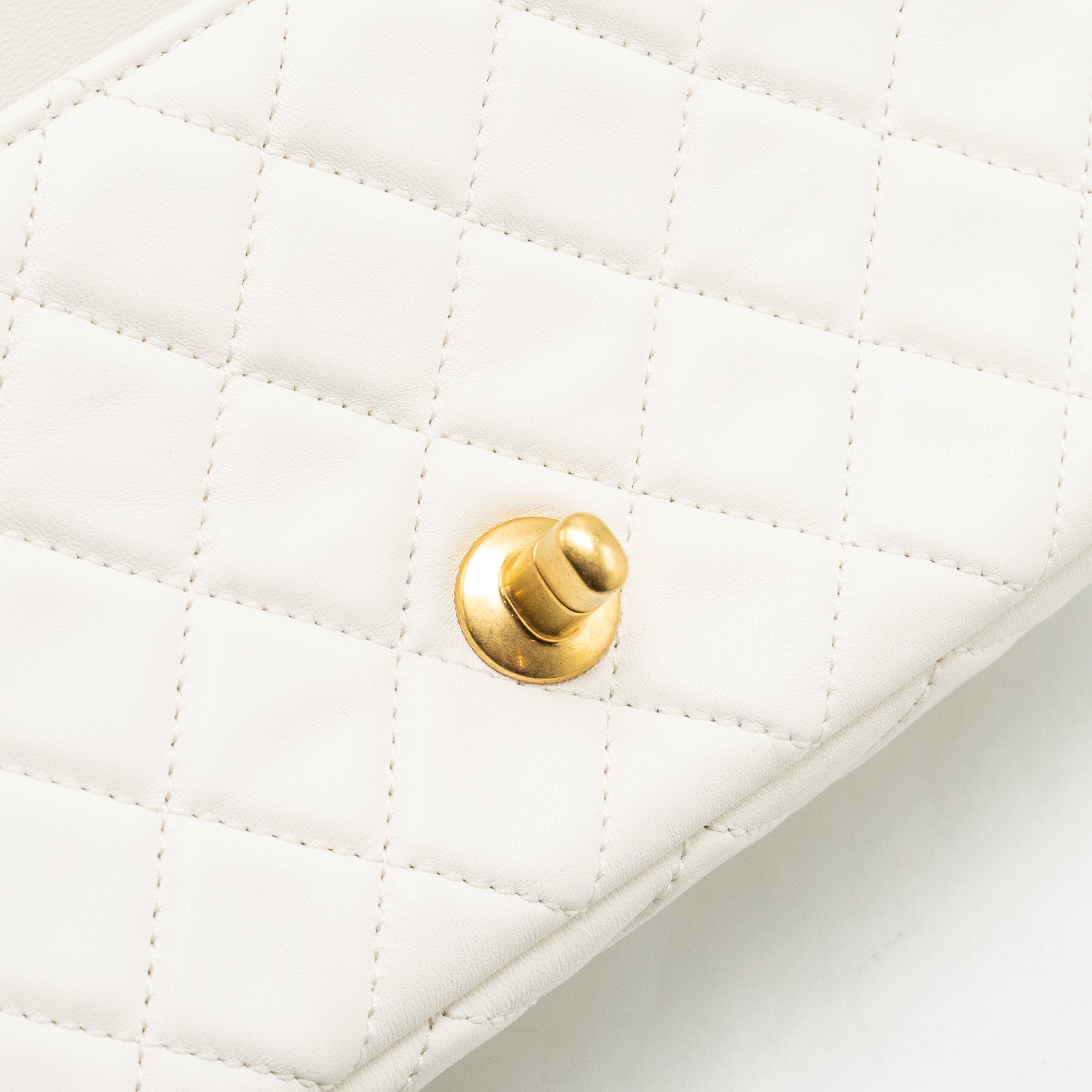 Chanel pearl crush mini rectangular flap bag lambskin White (microchip)