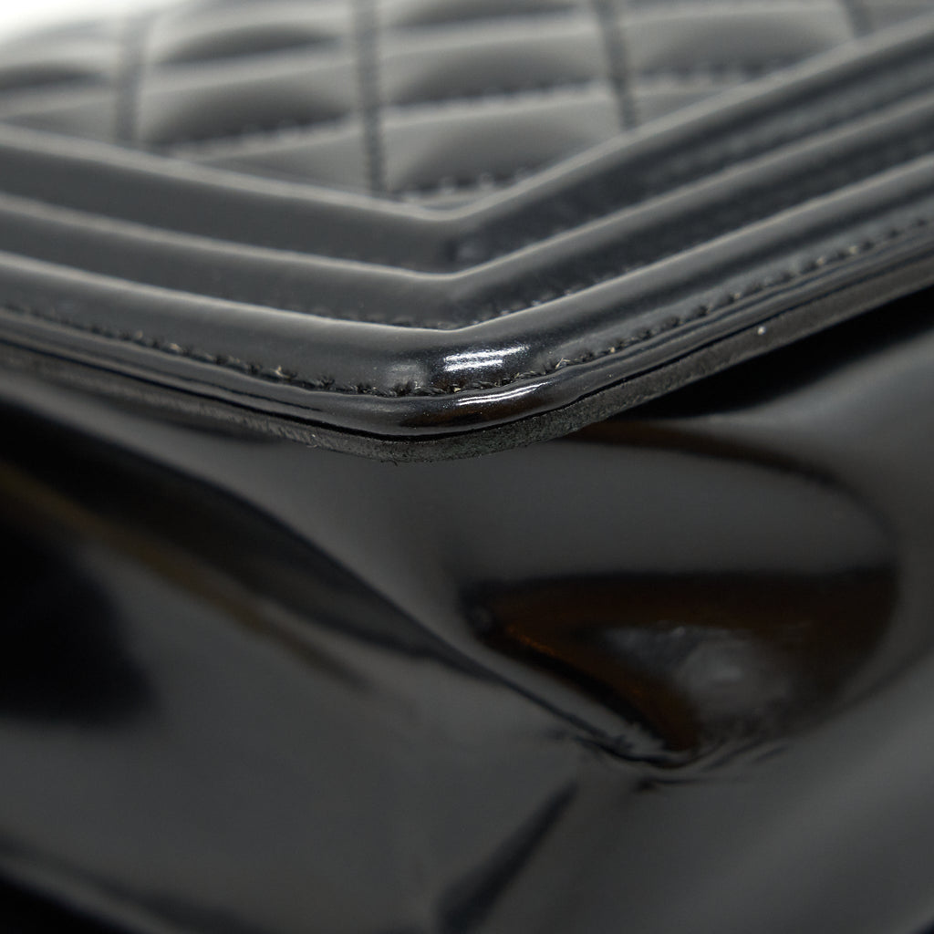 Chanel Medium Le Boy Patent Leather Black L