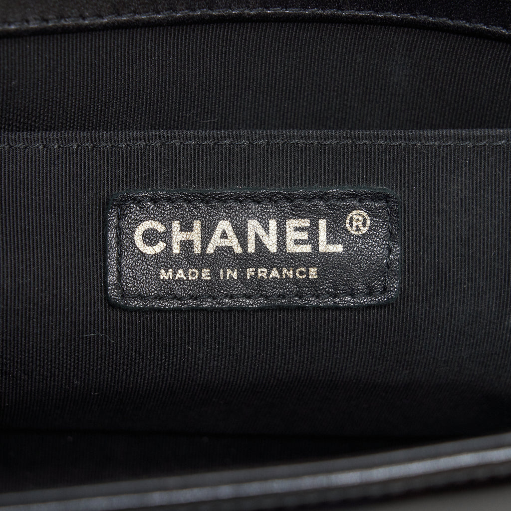 Chanel Medium Le Boy Patent Leather Black L