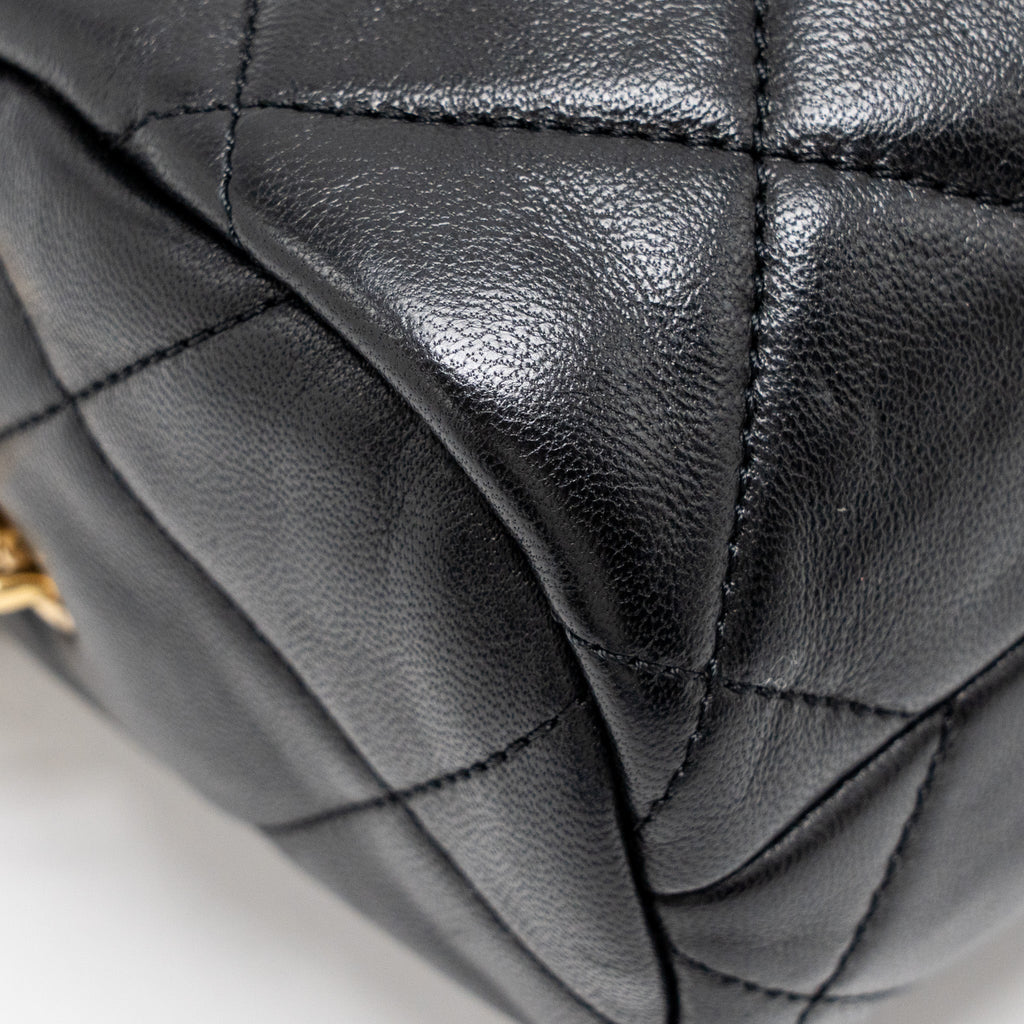 Chanel 22a Detail Chain Bowling Bag Lambskin Black  (microchip)