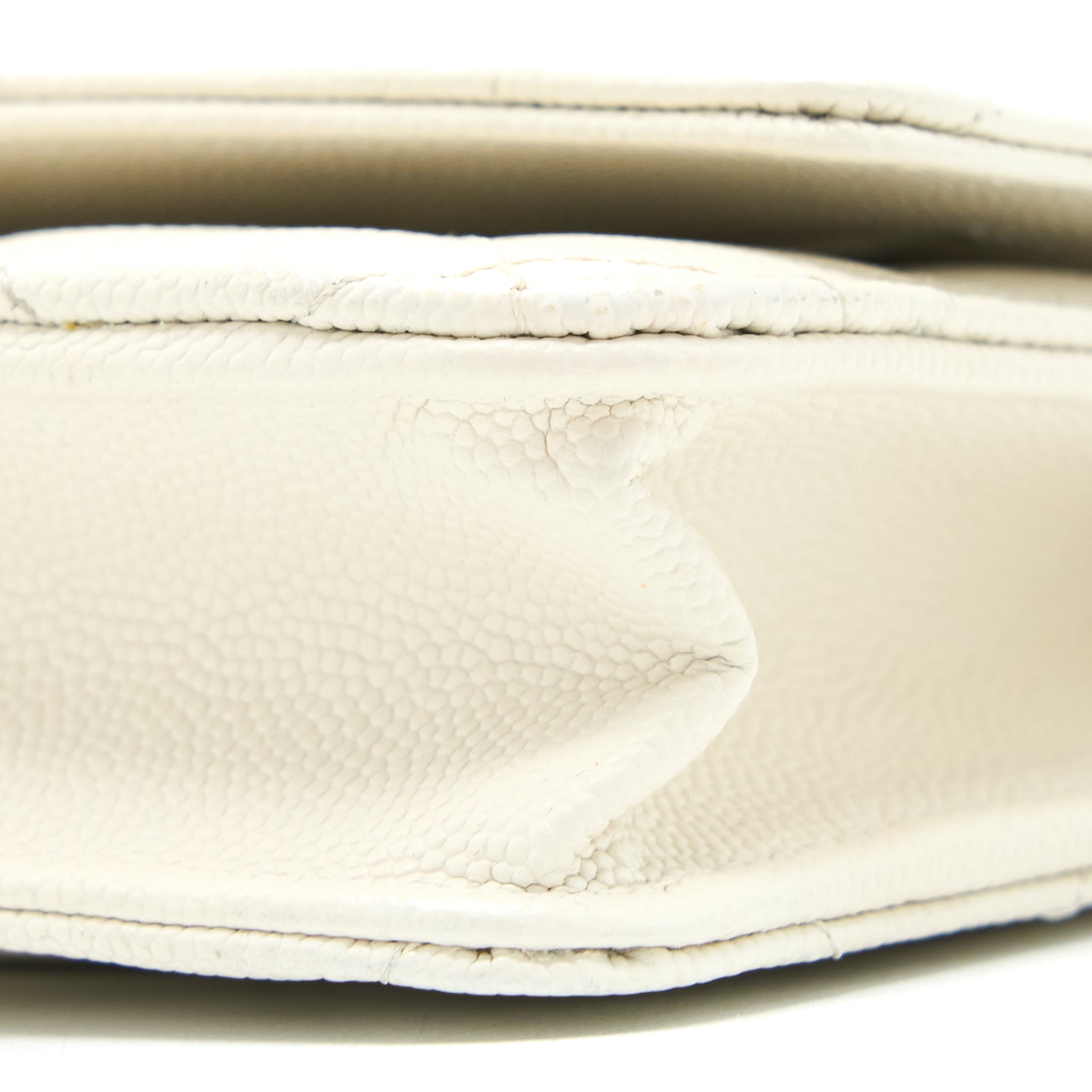 Chanel Classic Wallet On Chain Caviar White L (Microchip)