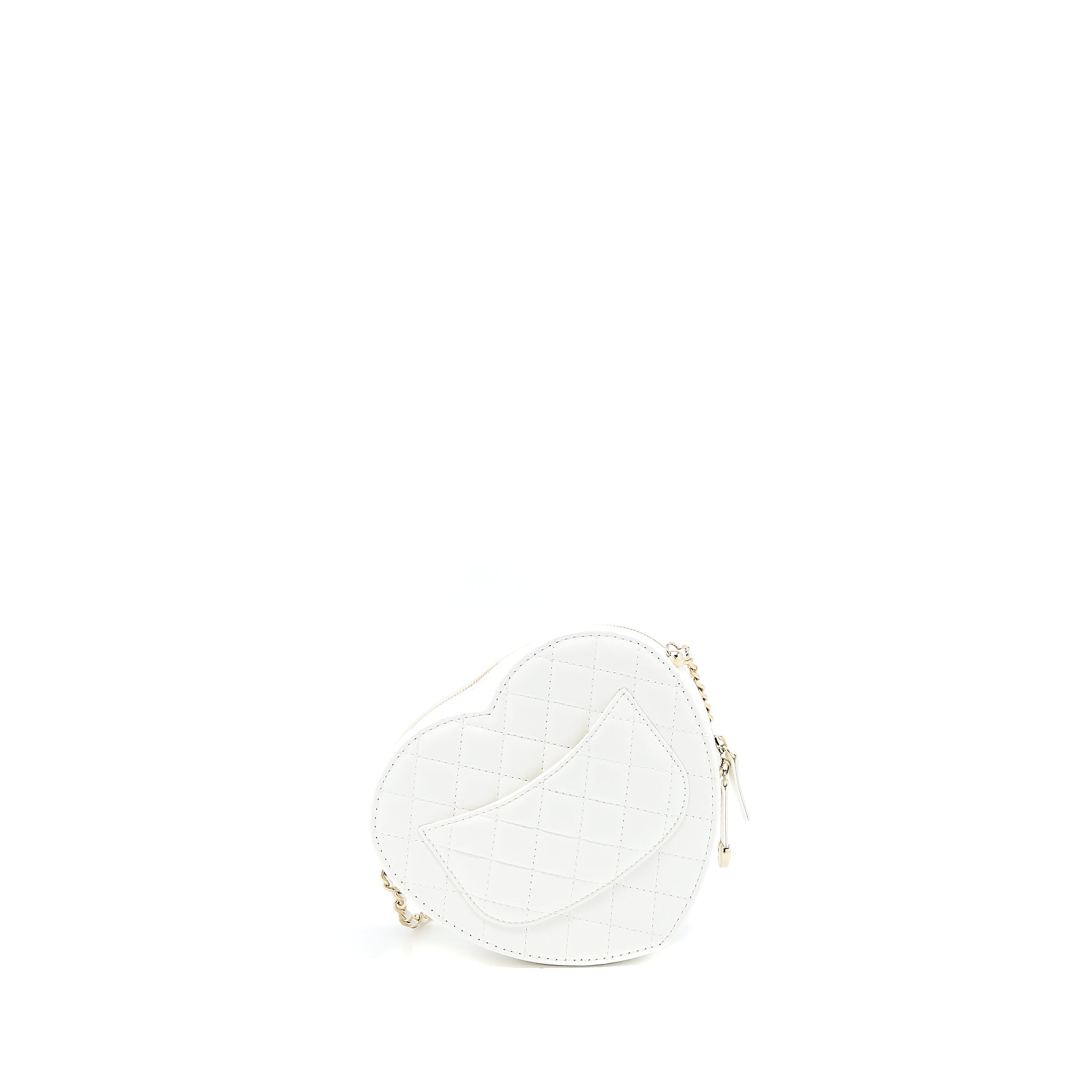 Chanel 22s Heart Bag Lambskin White L (Microchip)