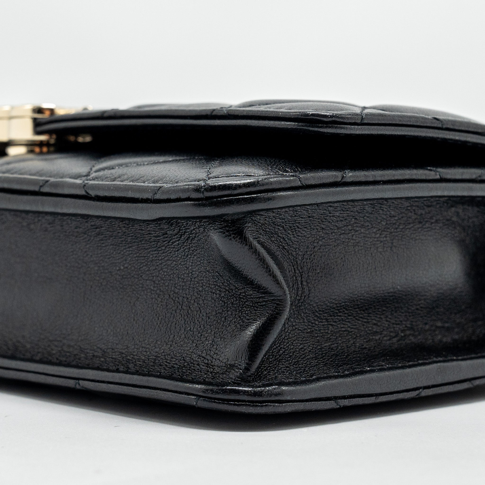 CHANEL leather top handle wallet on chain lambskin black L (microchip)