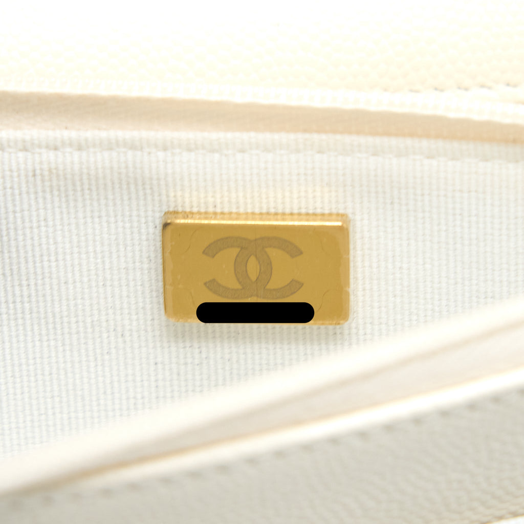 Chanel Classic Wallet On Chain Caviar White L (Microchip)
