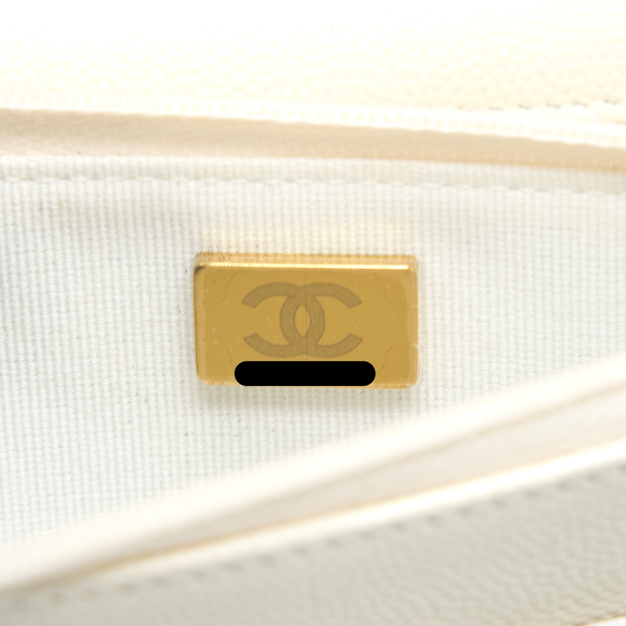 Chanel Classic Wallet On Chain Caviar White L (Microchip)
